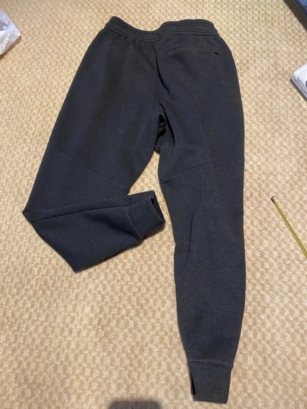 Legends Hawthorne Jogger Mens Medium Black Slim Tapered Tech Pants